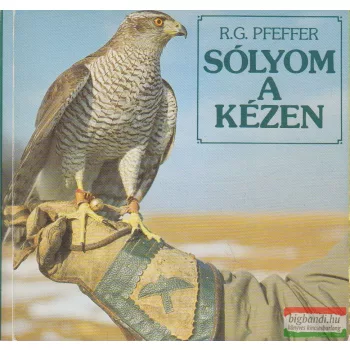 Ralf G. Pfeffer - Sólyom a kézen