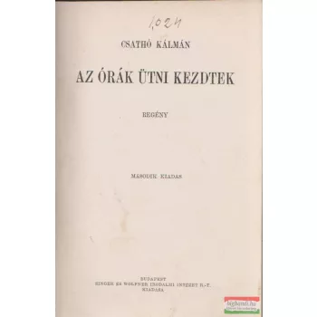 Az órák ütni kezdtek