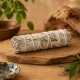 Fehér zsálya füstölőköteg – White Sage Smudge Stick